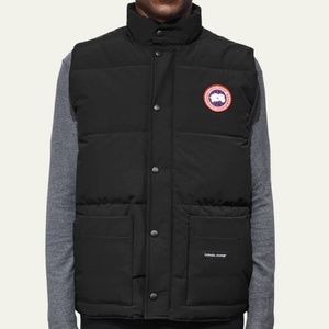 Men's Black Canada Goose Freestyle Regular Fit Down Vest (LIKE NEW!!!)